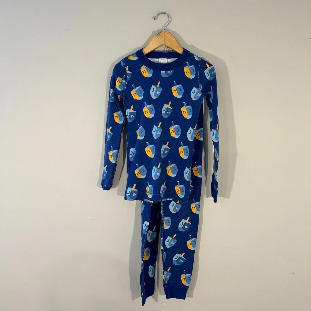 3T hanna andersson dreidel print holiday pajamas- zara, h&m‎
